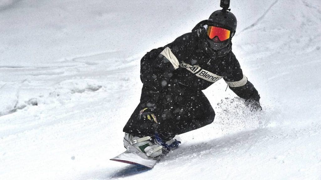 How hard is it to snowboard